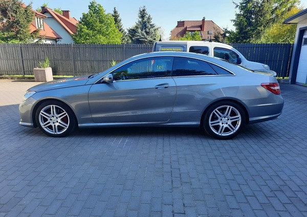 Mercedes-Benz Klasa E cena 74900 przebieg: 182550, rok produkcji 2009 z Warszawa małe 232